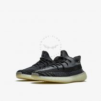 YEEZY-Boost-350-V2-Carbon_1
