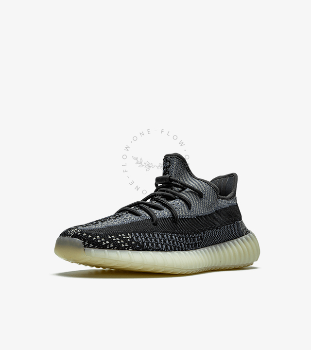 YEEZY-Boost-350-V2-Carbon_2