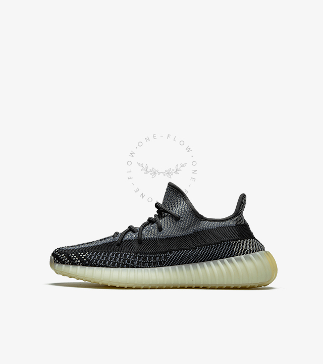 YEEZY-Boost-350-V2-Carbon_4