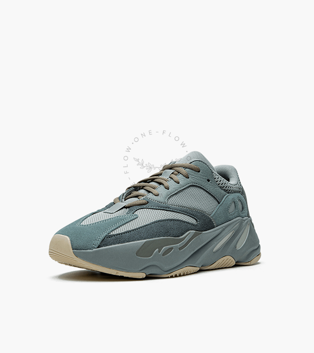 YEEZY-Boost-700-Teal-Blue_2