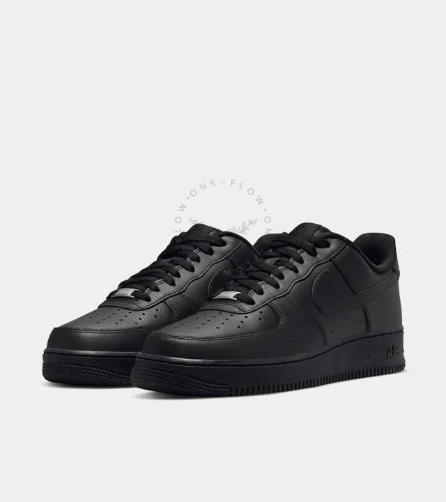 Nike Air Force 1 ’07 Low All-Black